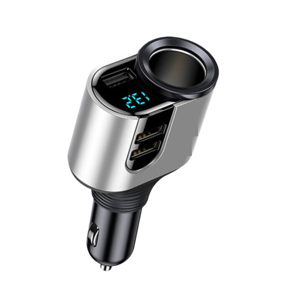 The car charger for the vehicle's cigarette lighter socket is compatible with fast charging for Apple mobile phones.